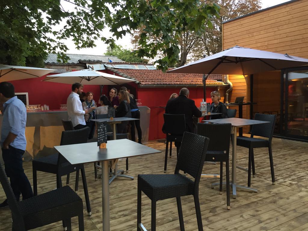 Bull'it Hotel Saint-Genis-Laval Exterior foto
